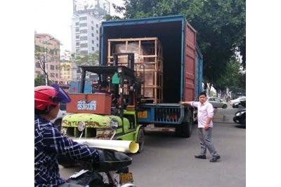 山東文登客戶再三購(gòu)買我司的全自動(dòng)高周波機(jī)